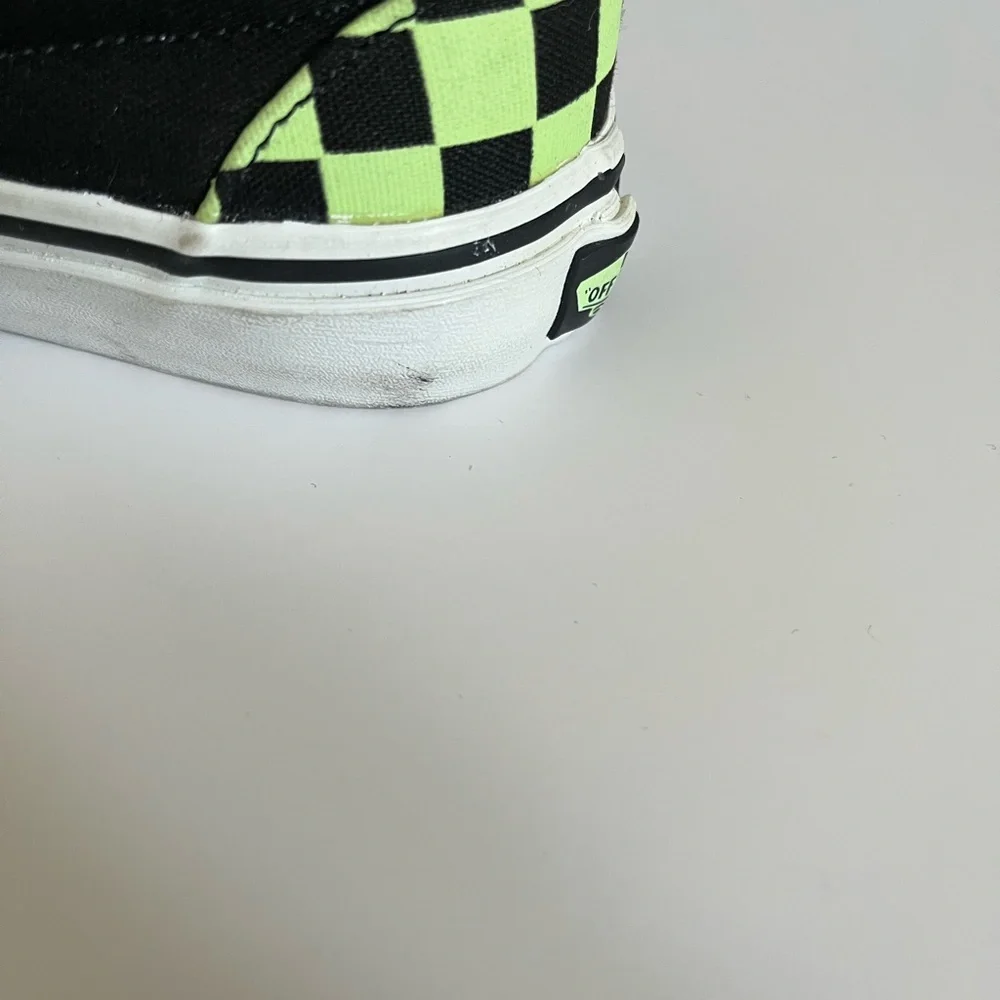 Vans Classic Slip-On Glow Checkerboard Black/Green - Picture 14 of 16